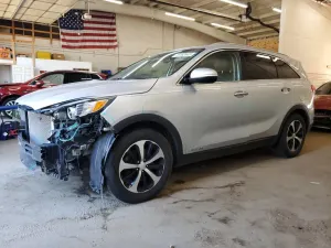 Kia Sorento EX 3.3L 6 2016