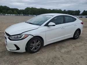 Hyundai Elantra SEL 2.0L 4 2018