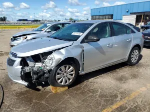 Chevrolet Cruze LS 1.8L 4 2011