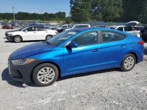 Hyundai Elantra SE 2.0L 4 2017