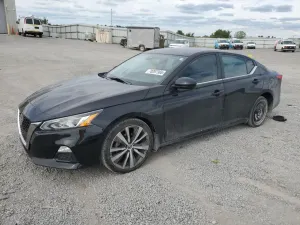 Nissan Altima SR 2.5L 4 2020