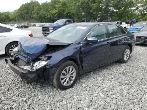 Toyota Camry LE 2.5L 4 2016