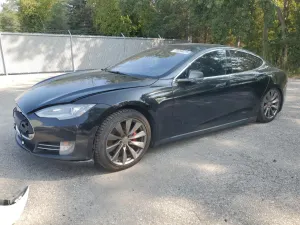Tesla Model S P85D 2015
