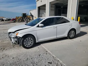 Toyota Camry L 2.5L 4 2014