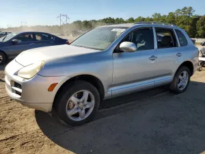 Porsche Cayenne 4.5L 8 2006