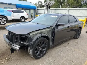 Chrysler 300 S 3.6L 6 2021