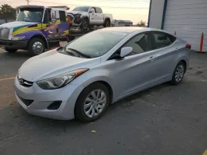Hyundai Elantra GLS 1.8L 4 2012