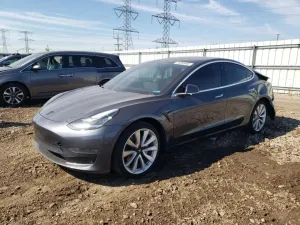 Tesla Model 3 2020