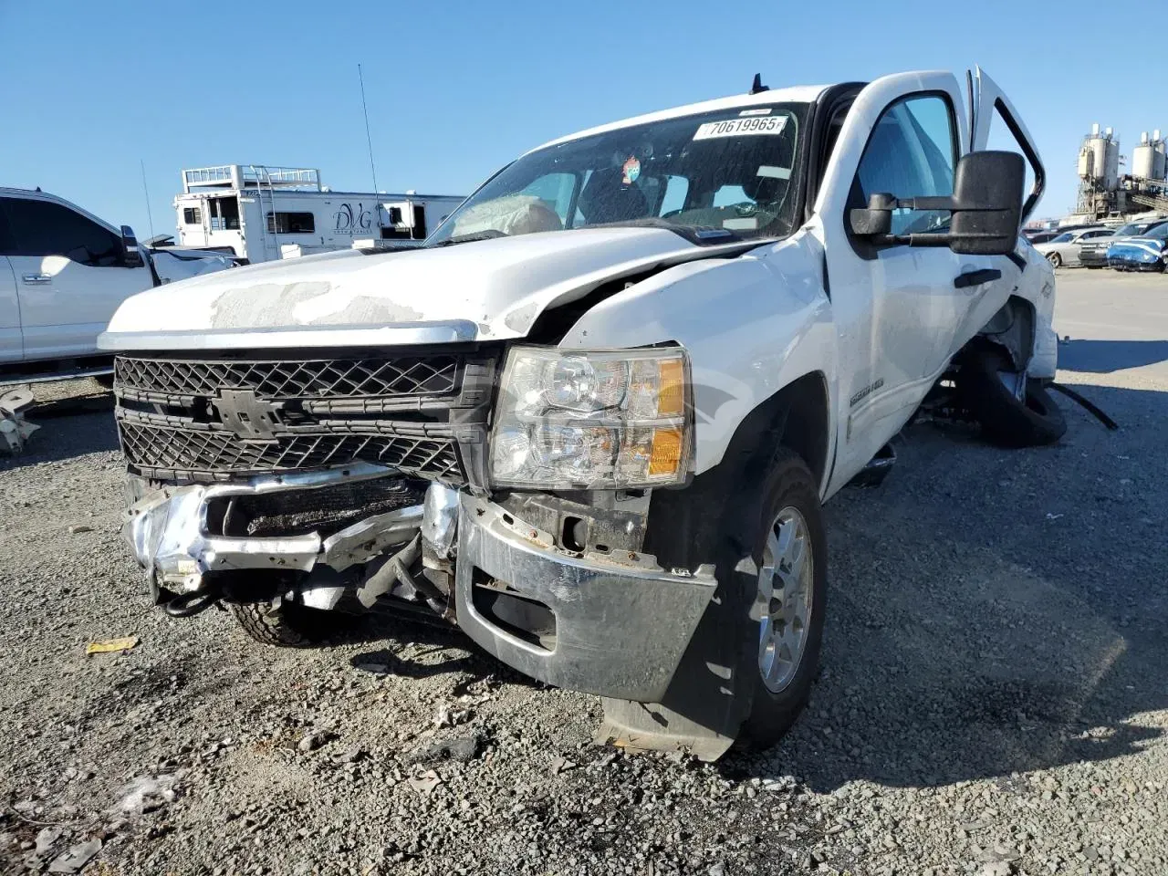 Chevrolet Silverado 1500 6.6L 8 2013