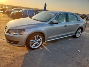 Volkswagen Passat SE 2.0L 4 2014