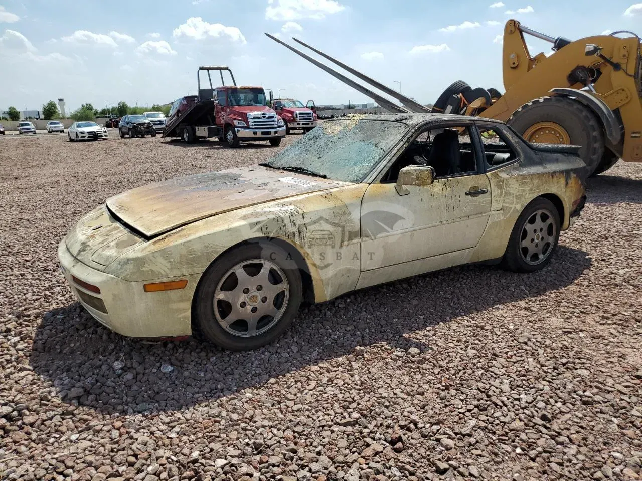 Porsche 944 2.5L 4 1989