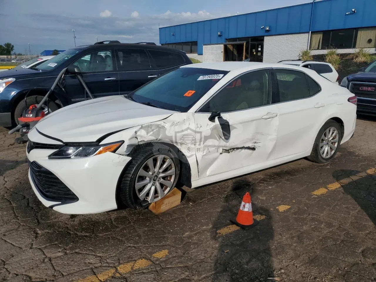 Toyota Camry L 2.5L 4 2018