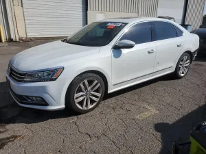 Volkswagen Passat SE 1.8L 4 2017