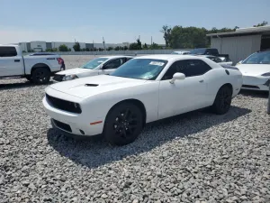 Dodge Challenger SXT 3.6L 6 2020