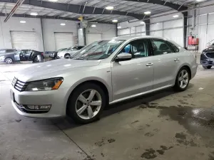 Volkswagen Passat S 1.8L 4 2015