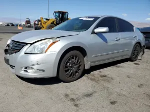 Nissan Altima BASE 2.5L 4 2012