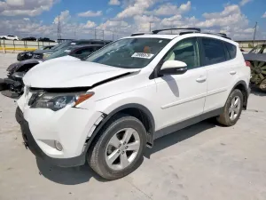 Toyota Rav4 XLE 2.5L 4 2013