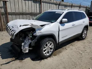 Jeep Cherokee LATITUDE PLUS 2.4L 4 2018