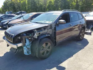 Jeep Cherokee LATITUDE 2.4L 4 2016