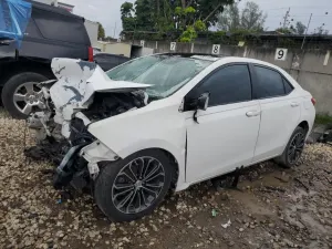 Toyota Corolla L 1.8L 4 2015
