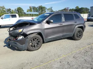Jeep Cherokee TRAILHAWK 3.2L 6 2019