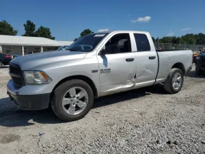 RAM 1500 ST 5.7L 8 2014