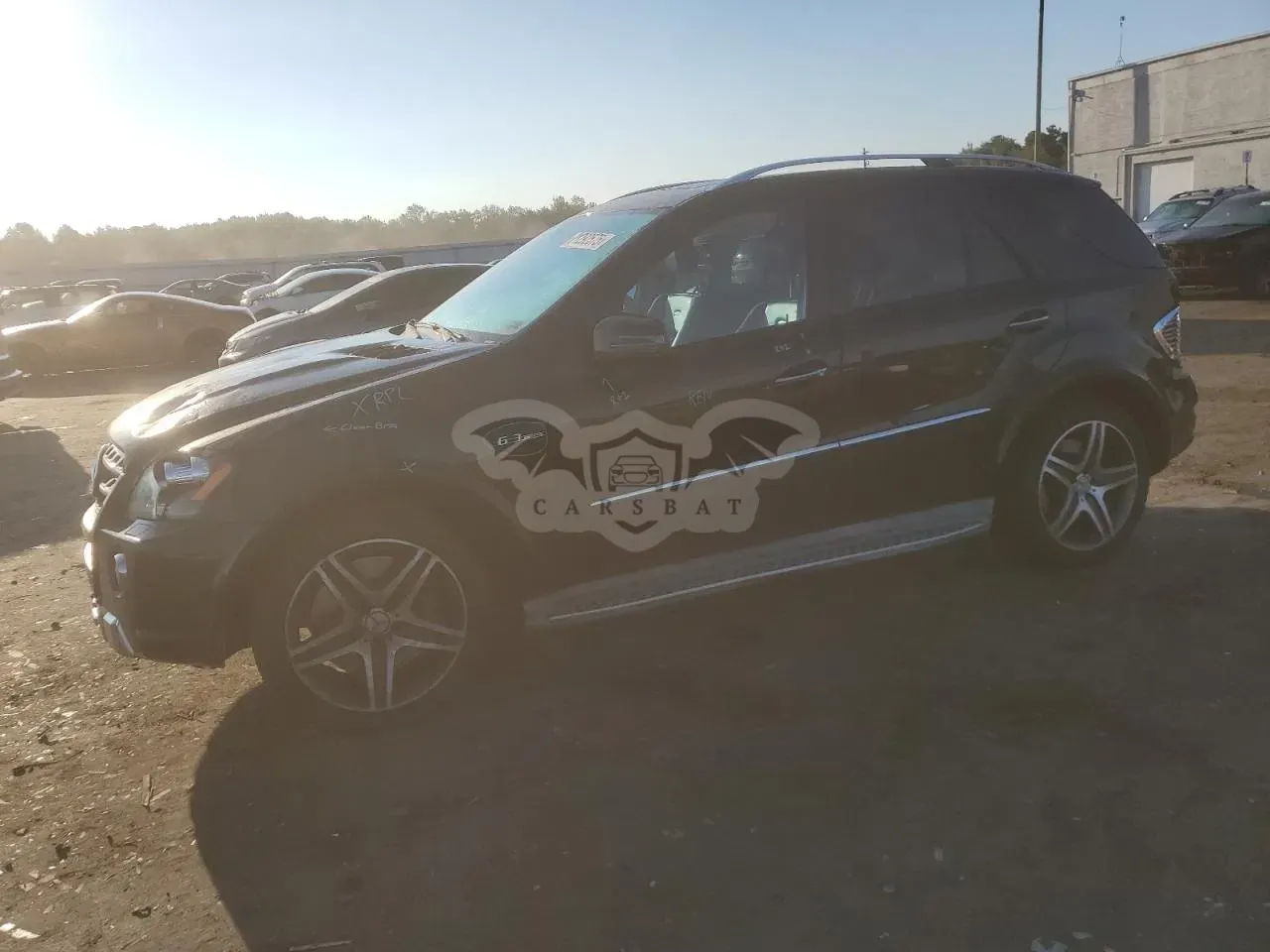 Mercedes-Benz ML 63 AMG 6.2L 8 2011