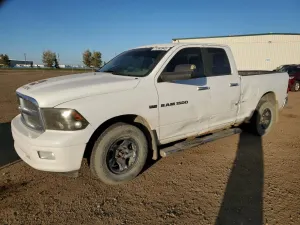 Dodge RAM SLT 5.7L 8 2012