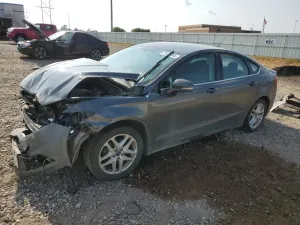 Ford Fusion SE 2.5L 4 2016