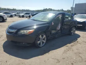 Acura ILX 20 TECH 2.0L 4 2013