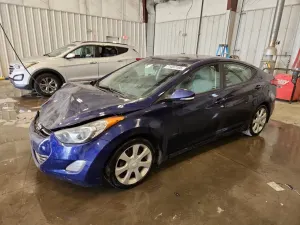 Hyundai Elantra GLS 1.8L 4 2013
