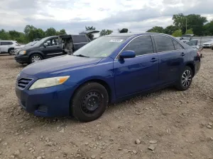 Toyota Camry BASE 2.5L 4 2011