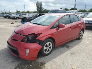 Toyota Prius 1.8L 4 2013