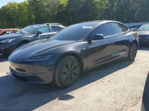 Tesla Model 3 2025