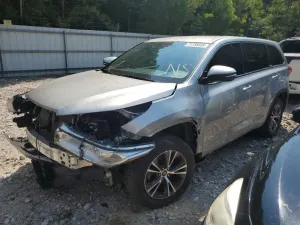 Toyota Highlander LE 3.5L 6 2018
