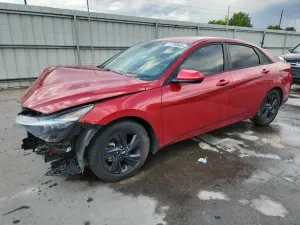 Hyundai Elantra SEL 2.0L 4 2022