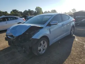 Hyundai Elantra GLS 1.8L 4 2013
