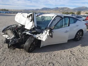 Nissan Altima SV 2.5L 4 2019