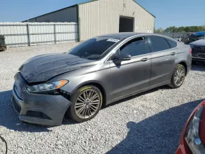 Ford Fusion SE 2.0L 4 2013
