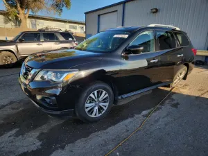 Nissan Pathfinder S 3.5L 6 2020