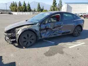 Tesla Model 3 2024