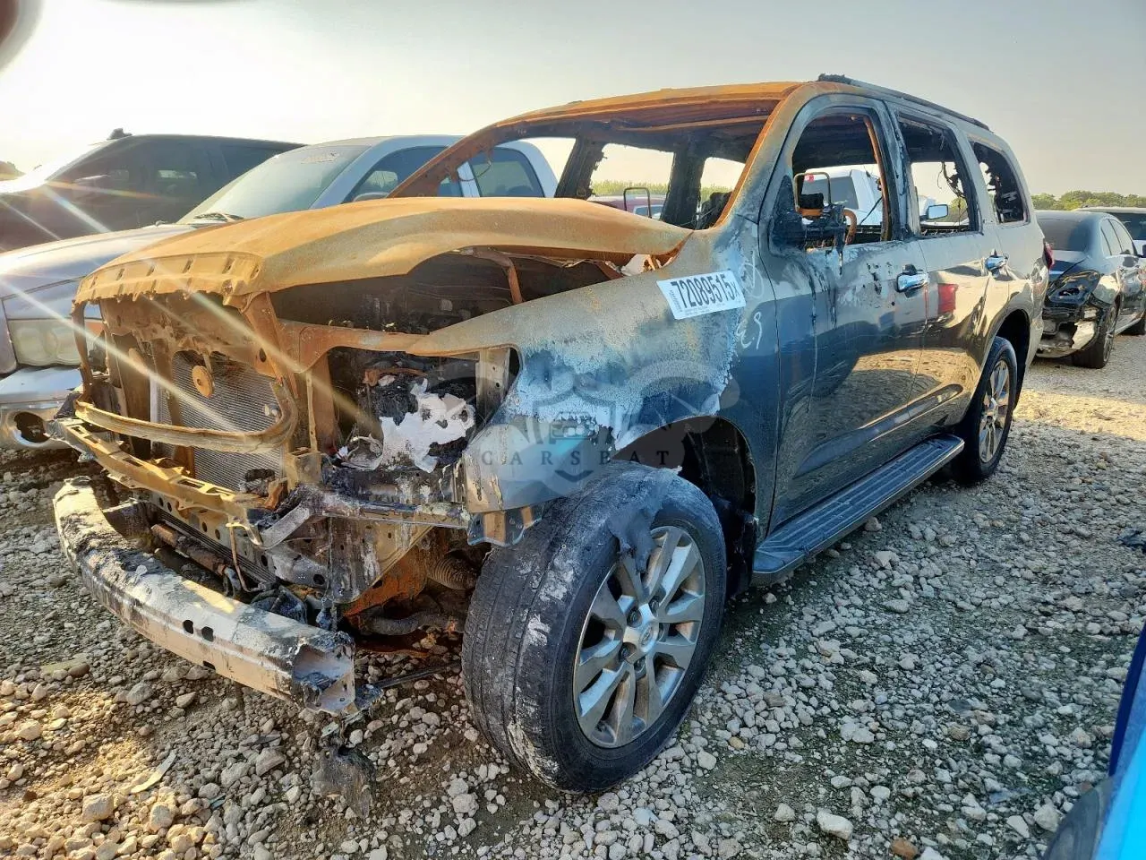 Toyota Sequoia 5.7L 8 2012
