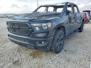 RAM 1500 5.7L 8 2020