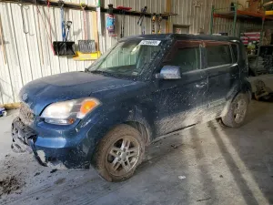 Kia Soul + 2.0L 4 2011