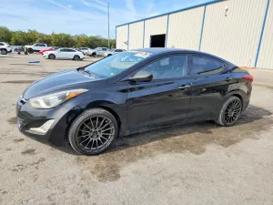Hyundai Elantra SE 1.8L 4 2014