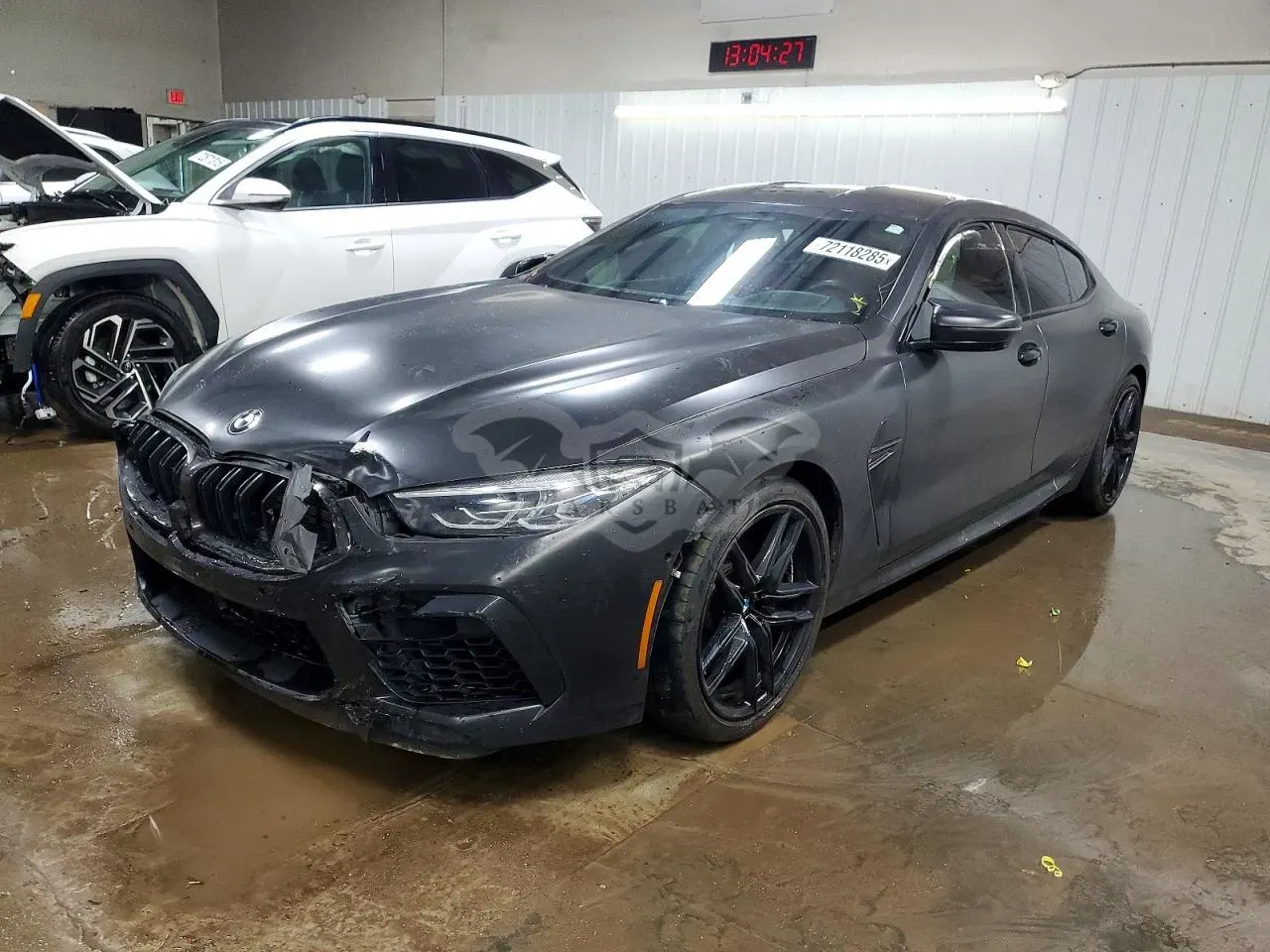 BMW M8 4.4L 8 2021