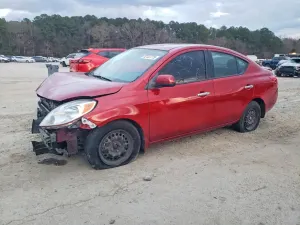 Nissan Versa S 1.6L 4 2014
