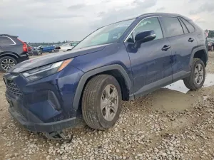 Toyota Rav4 XLE 2.5L 4 2024