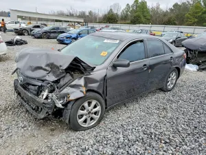 Toyota Camry BASE 2.5L 4 2011