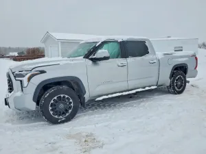 Toyota Tundra 3.4L 6 2023